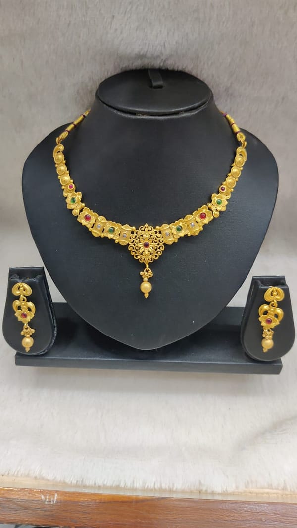 Mazak Necklace Imitation Jewellery