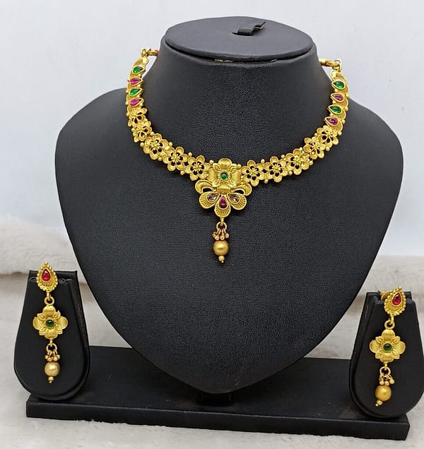Mazak Necklace Imitation Jewellery