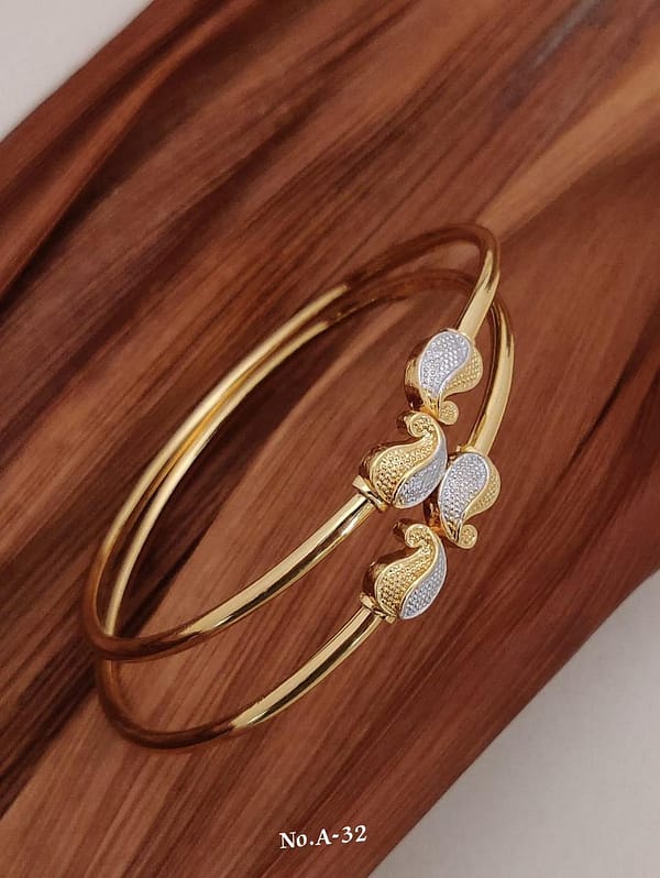 1 Pair Bangle – Kadali - Imitation Jewellery