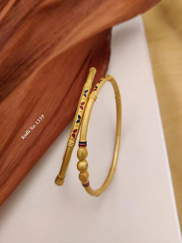 1 Pair Bangle – Kadali - Imitation Jewellery