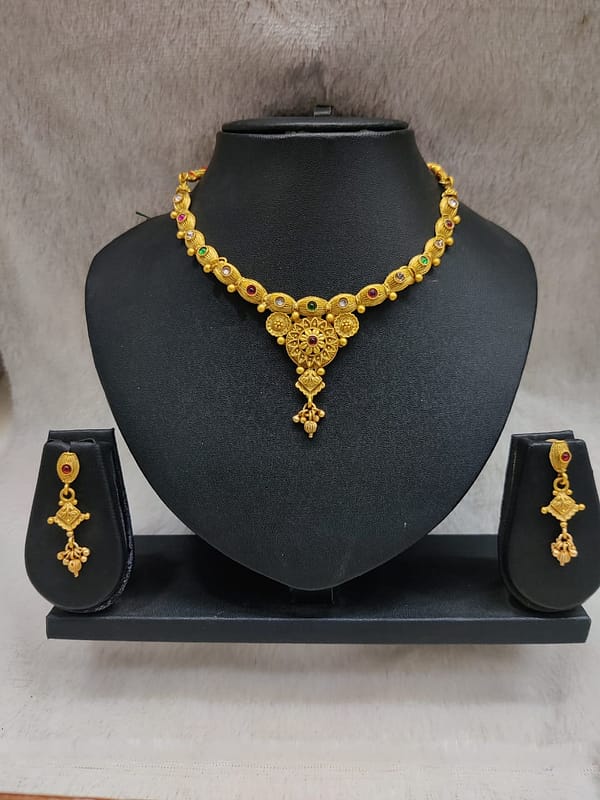Mazak Necklace Imitation Jewellery