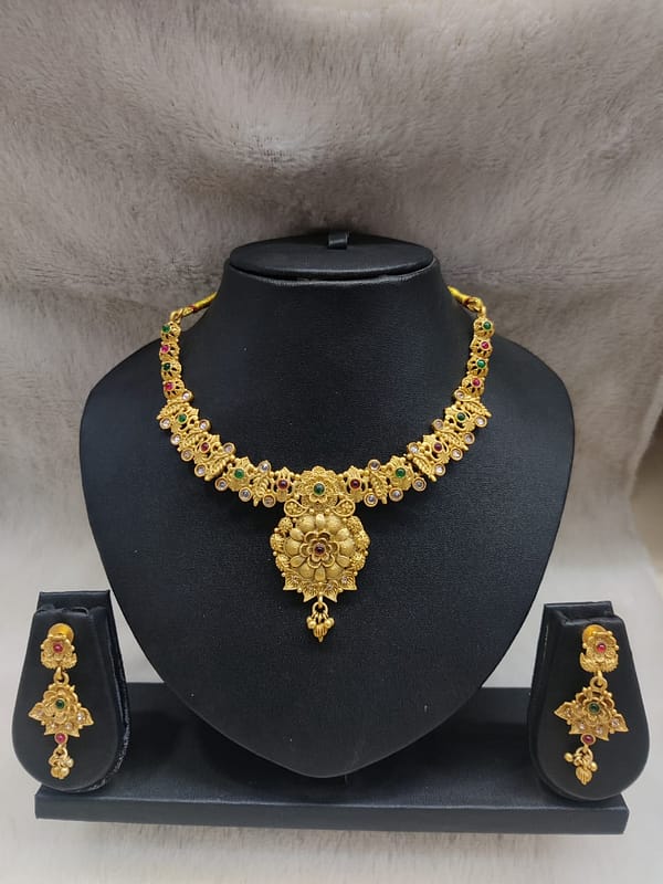 Mazak Necklace Imitation Jewellery