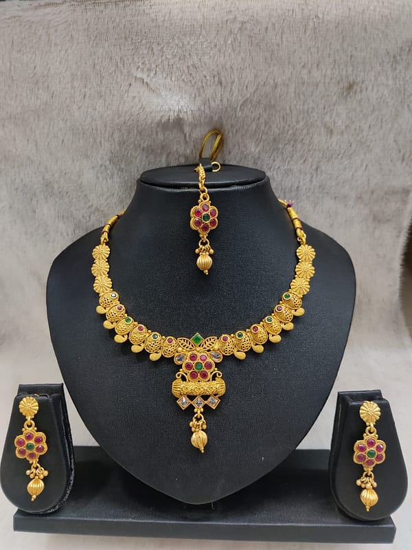Mazak Necklace Imitation Jewellery