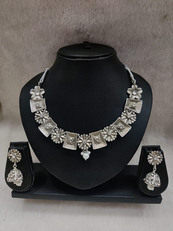 Silver Necklace Imitation Jewellery