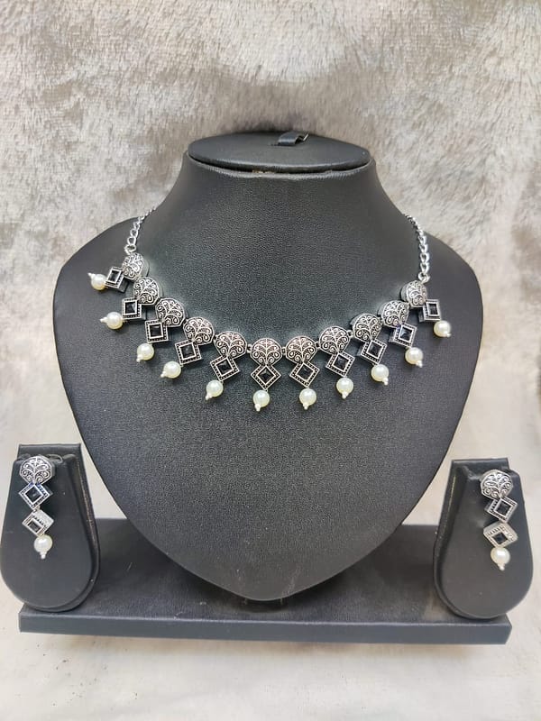 Silver Necklace Imitation Jewellery