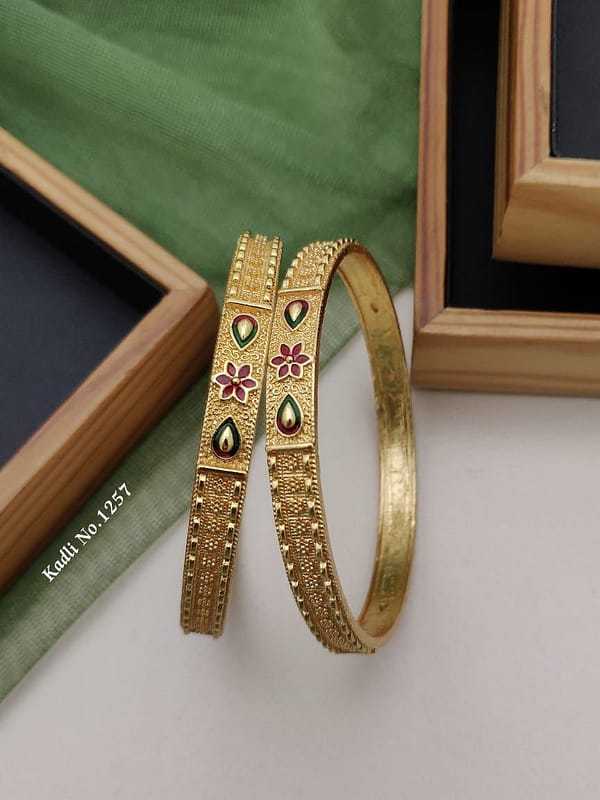1 Pair Bangle – Kadali - Imitation Jewellery
