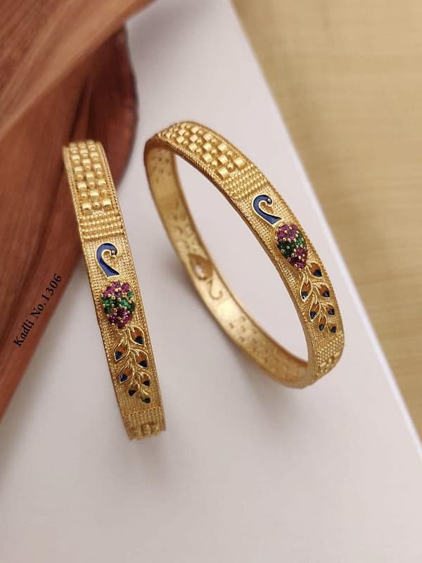 1 Pair Bangle – Kadali - Imitation Jewellery