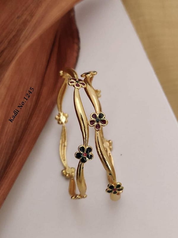 1 Pair Bangle – Kadali - Imitation Jewellery