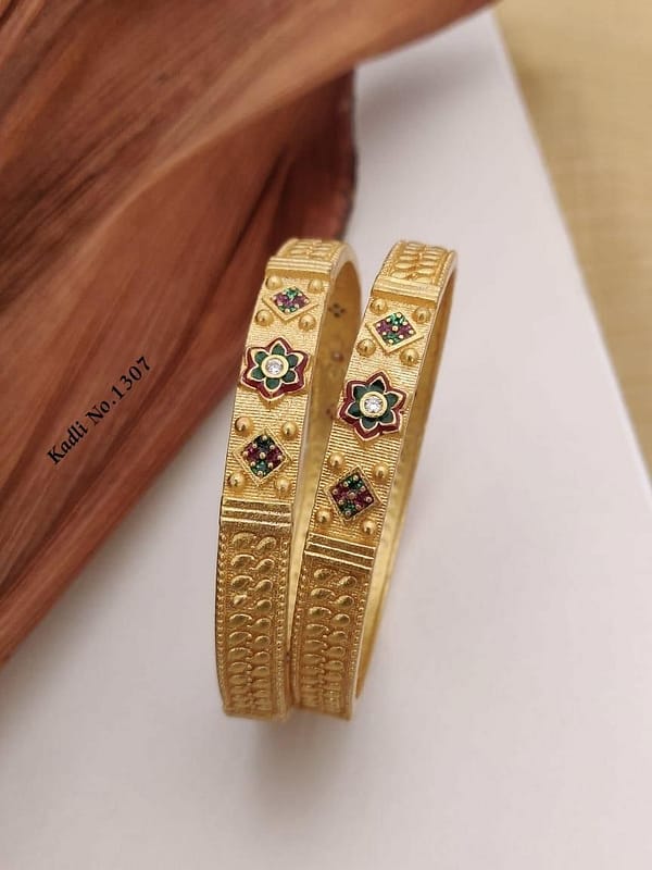 1 Pair Bangle – Kadali - Imitation Jewellery