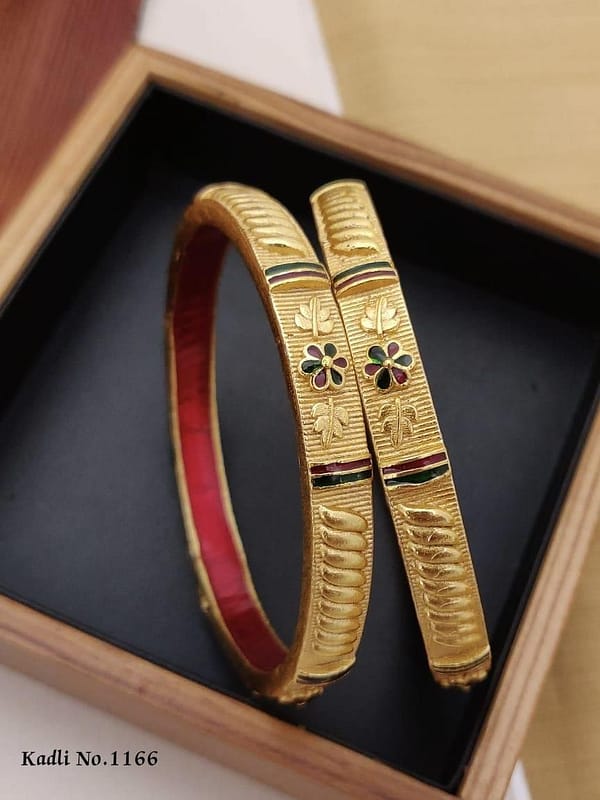 1 Pair Bangle – Kadali - Imitation Jewellery